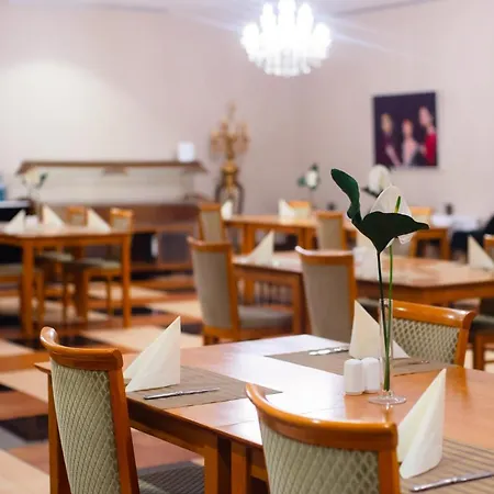 Ross Naehe Messe Ξενοδοχείο 3*