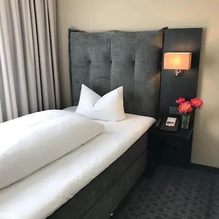 Ross Naehe Messe Ξενοδοχείο