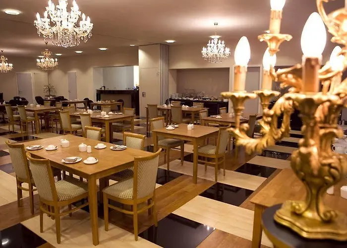 Ross Naehe Messe Hotel 3*