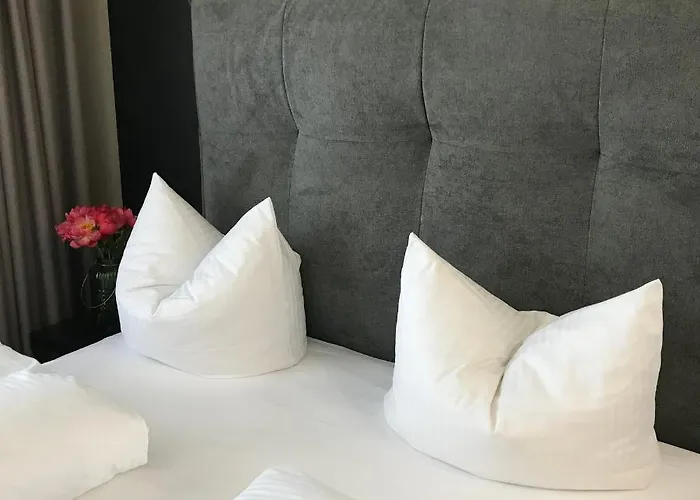 Ross Naehe Messe Hotel