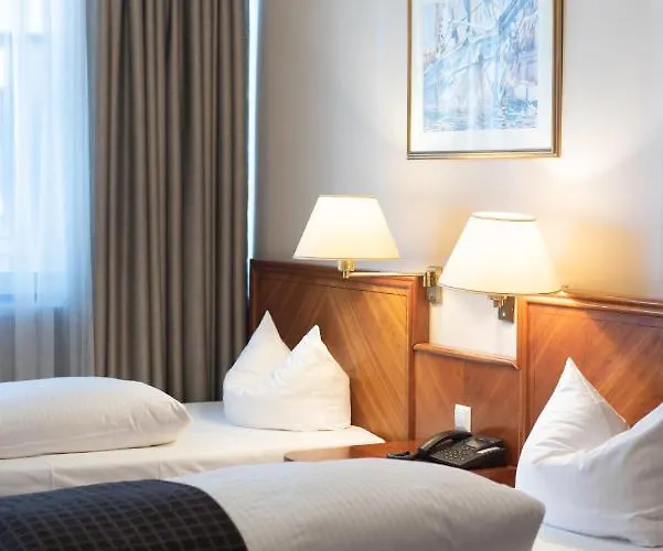 Ross Naehe Messe Hotell