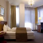 Hotel Ross Nähe Messe 3*